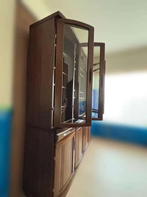 【美品】【送料込88,800円】幅164cm 大型 木製キャビネット ガラス扉