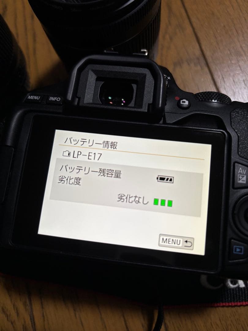 美品！！　　Canon Kiss10x デジタル一眼レフ ダブルレンズキット