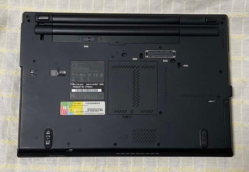 動作品！Lenovo ThinkPad T420 (4178-ASJ)