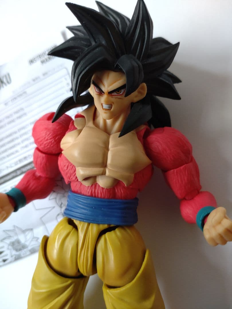 桜*島様 S.H.Figuarts　スーパーサイヤ人4孫悟空