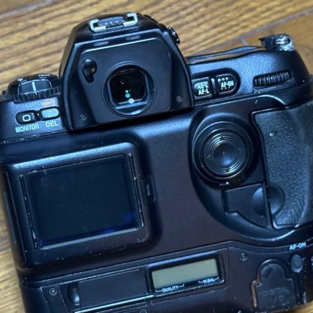 こ*す様 【ジャンク】ニコンD1Hボディ+ 24mm f2.8