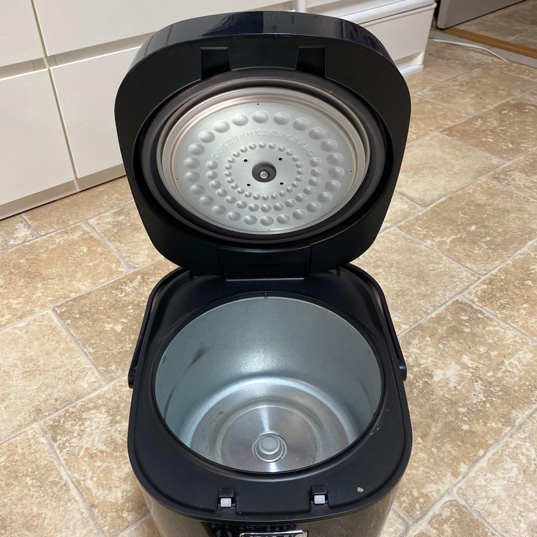 ✨極美品✨アイリスオーヤマ炊飯器一升炊きRC-ME10-Bブラック 24年製