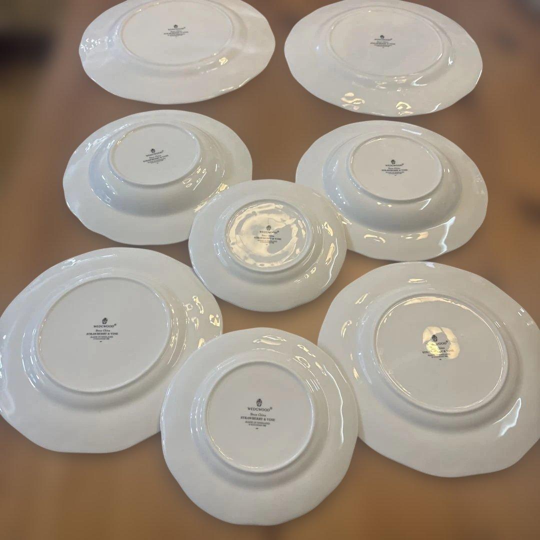 ウエッジウッド　ディナーセット2組全８枚