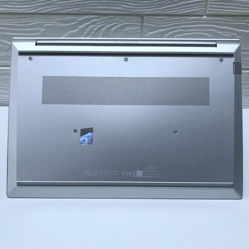 第13世上級ハイスペック！HP EliteBook 630 G10／Office