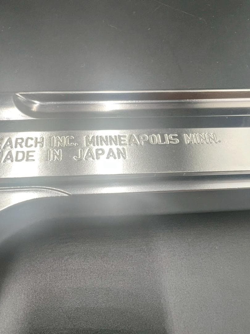 【美品】デザートイーグル　エアーガン　.50AE クロームステンレス