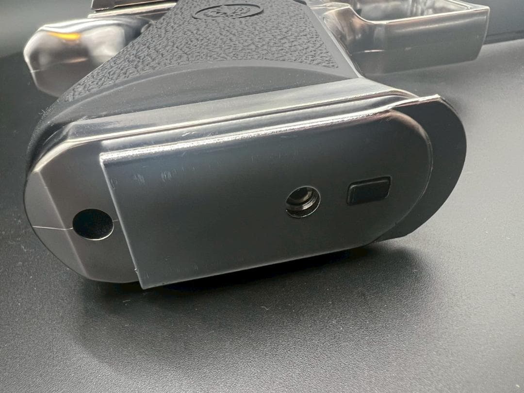 【美品】デザートイーグル　エアーガン　.50AE クロームステンレス