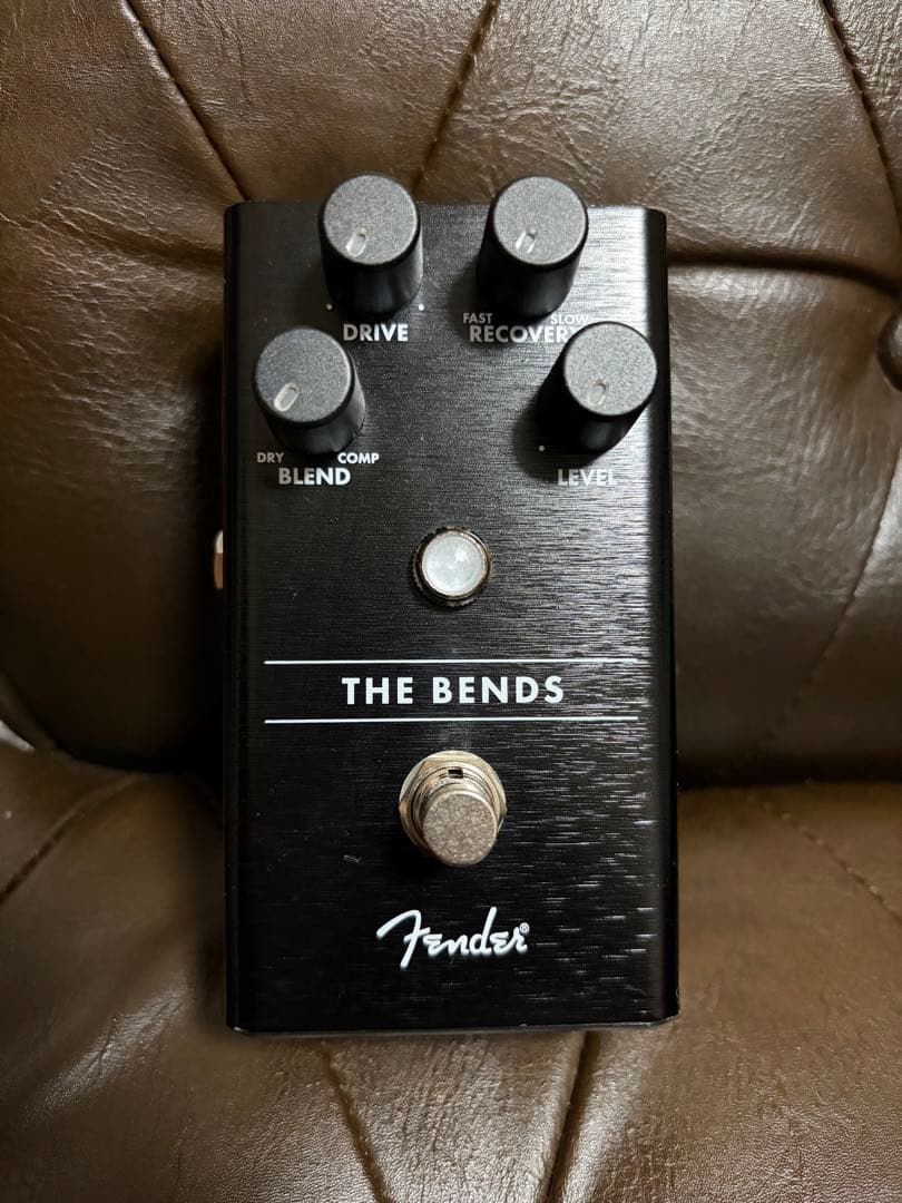 【美品・箱付き】Fender THE BENDS Compressor
