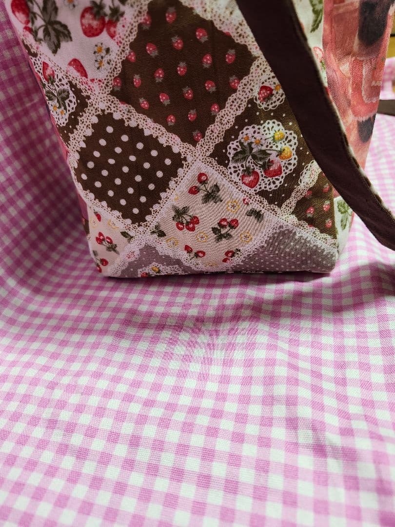 ハンドメイド、パンダパネル生地ポケット付きトートバッグ
