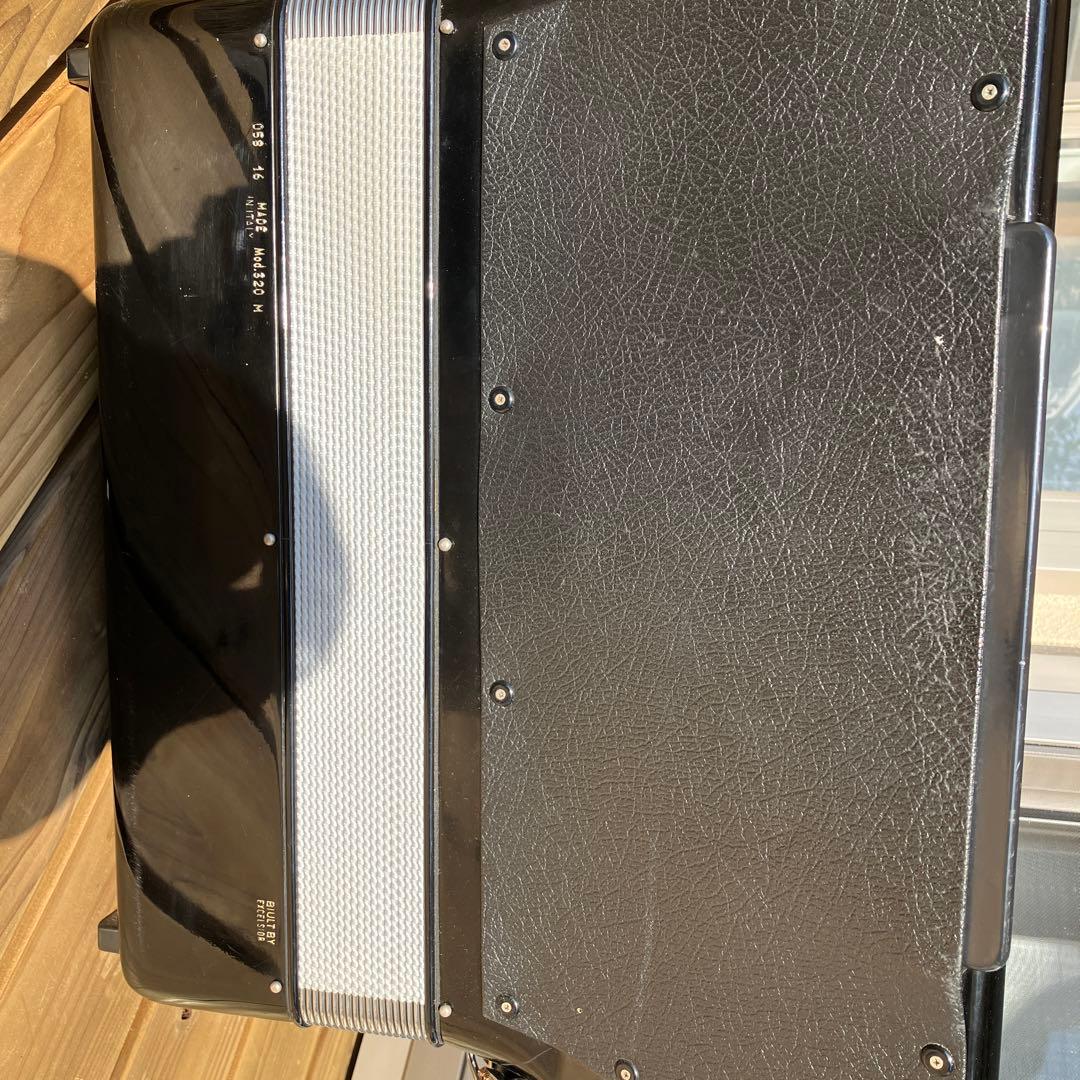 アコーディオン