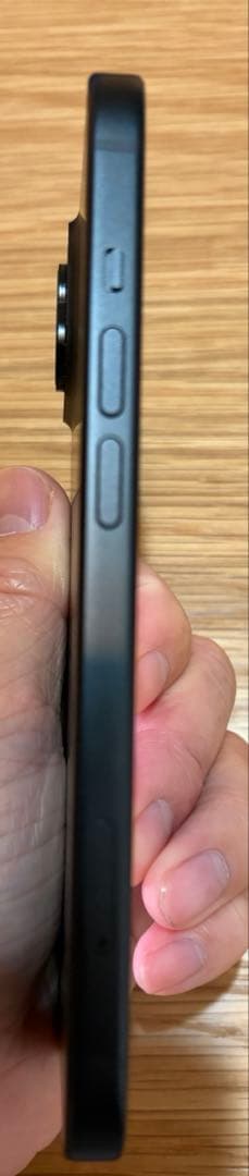 【値下げ】iPhone15 128GB、ガラスフィルム1枚セット