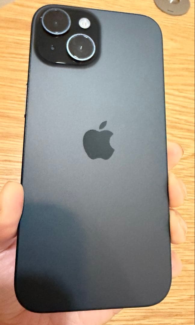 【値下げ】iPhone15 128GB、ガラスフィルム1枚セット