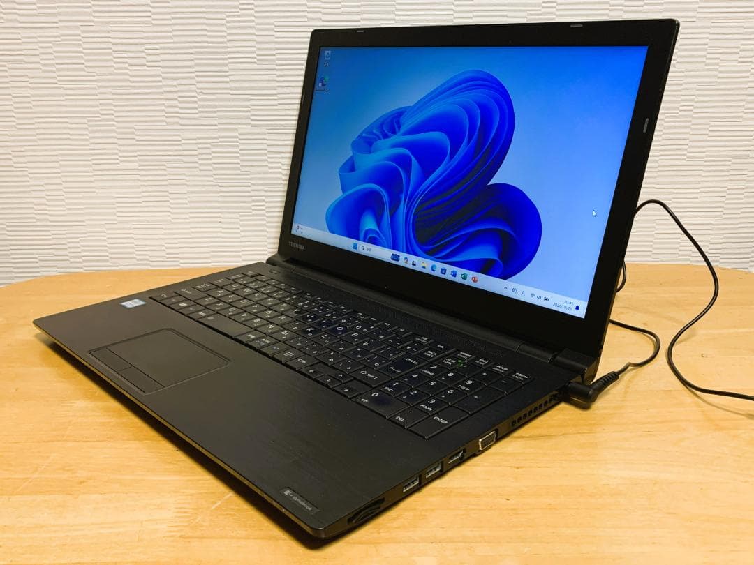 東芝dynabook B65/H 第8世代 i3-8130U/8G/240G