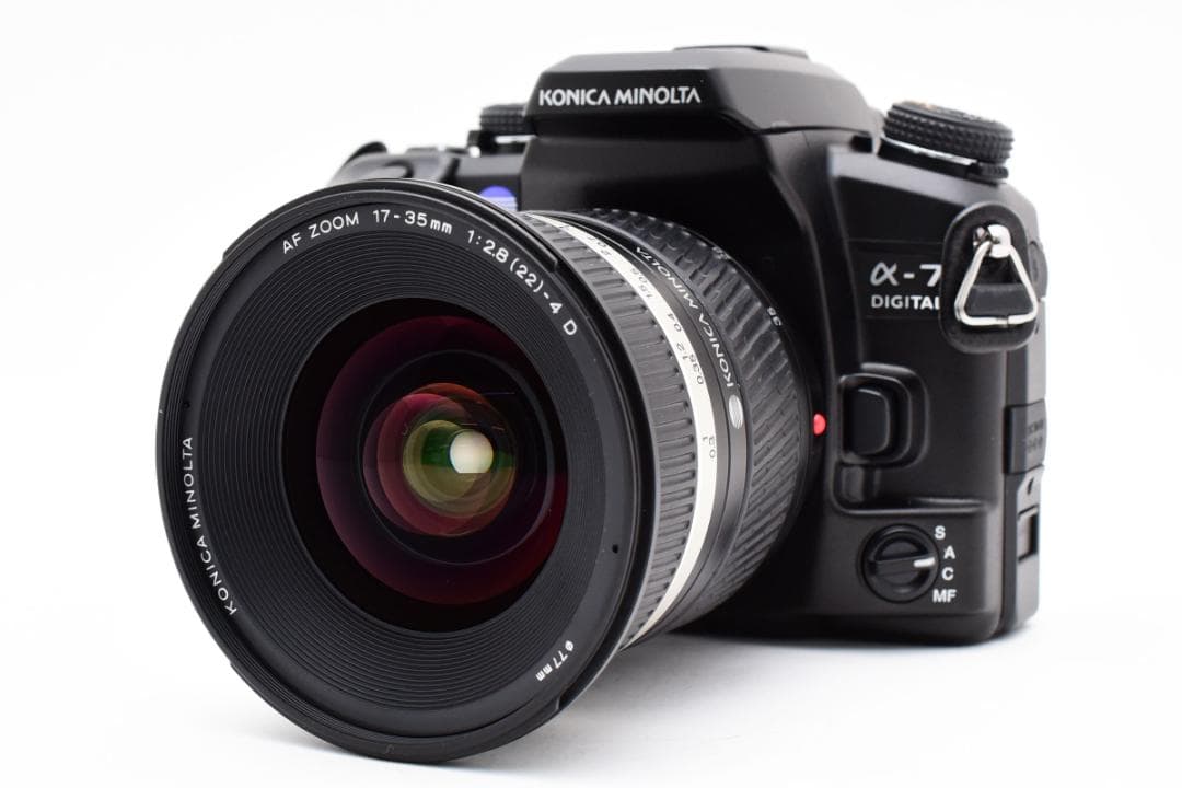 未使用品　KONICA MINOLTA α-7 Digital + レンズ