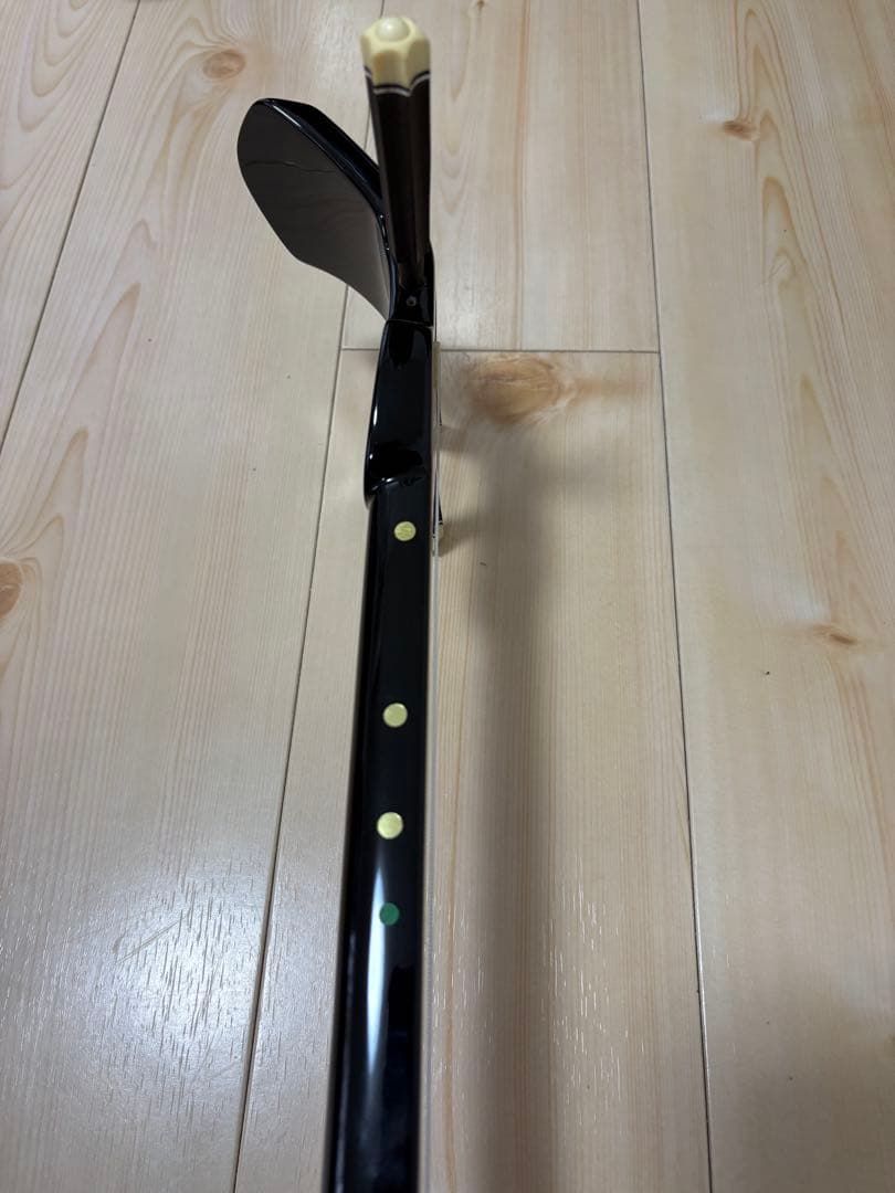 三線 ヘビ皮製 黒色 ケース付き