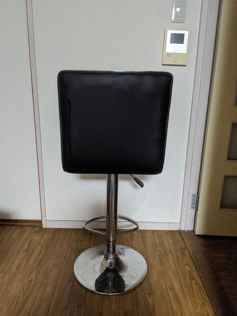 昇降式カウンターチェア