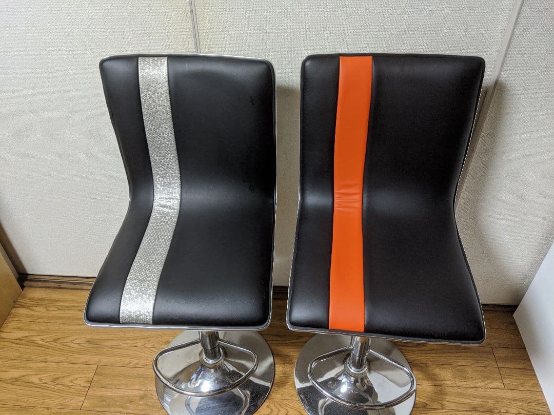 昇降式カウンターチェア