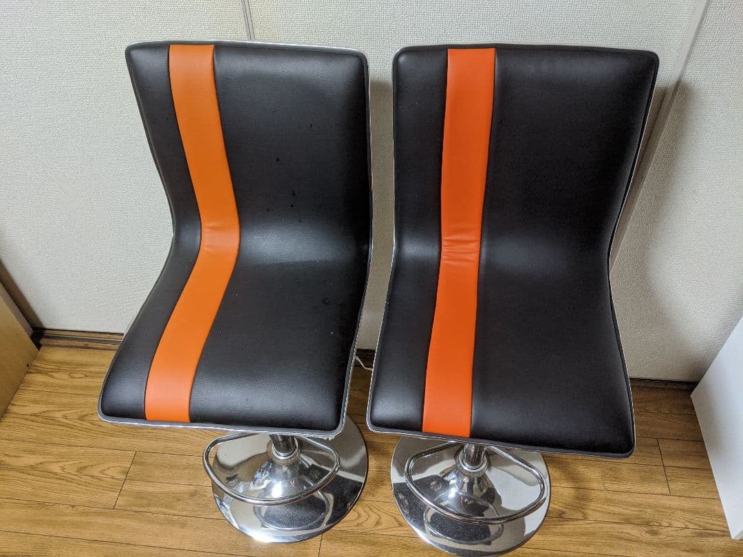 昇降式カウンターチェア