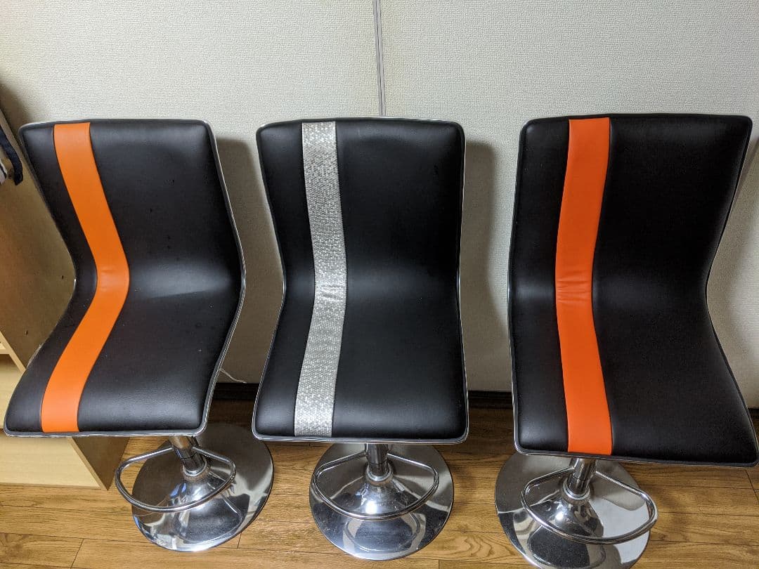 昇降式カウンターチェア