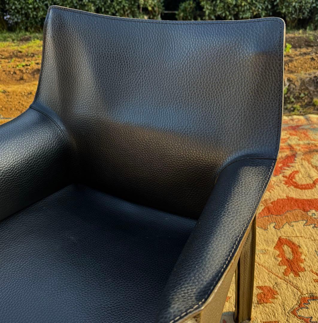 Cassina 413 CAB 黒本革 アームチェア マリオ・ベリーニ