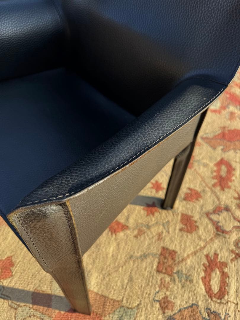 Cassina 413 CAB 黒本革 アームチェア マリオ・ベリーニ