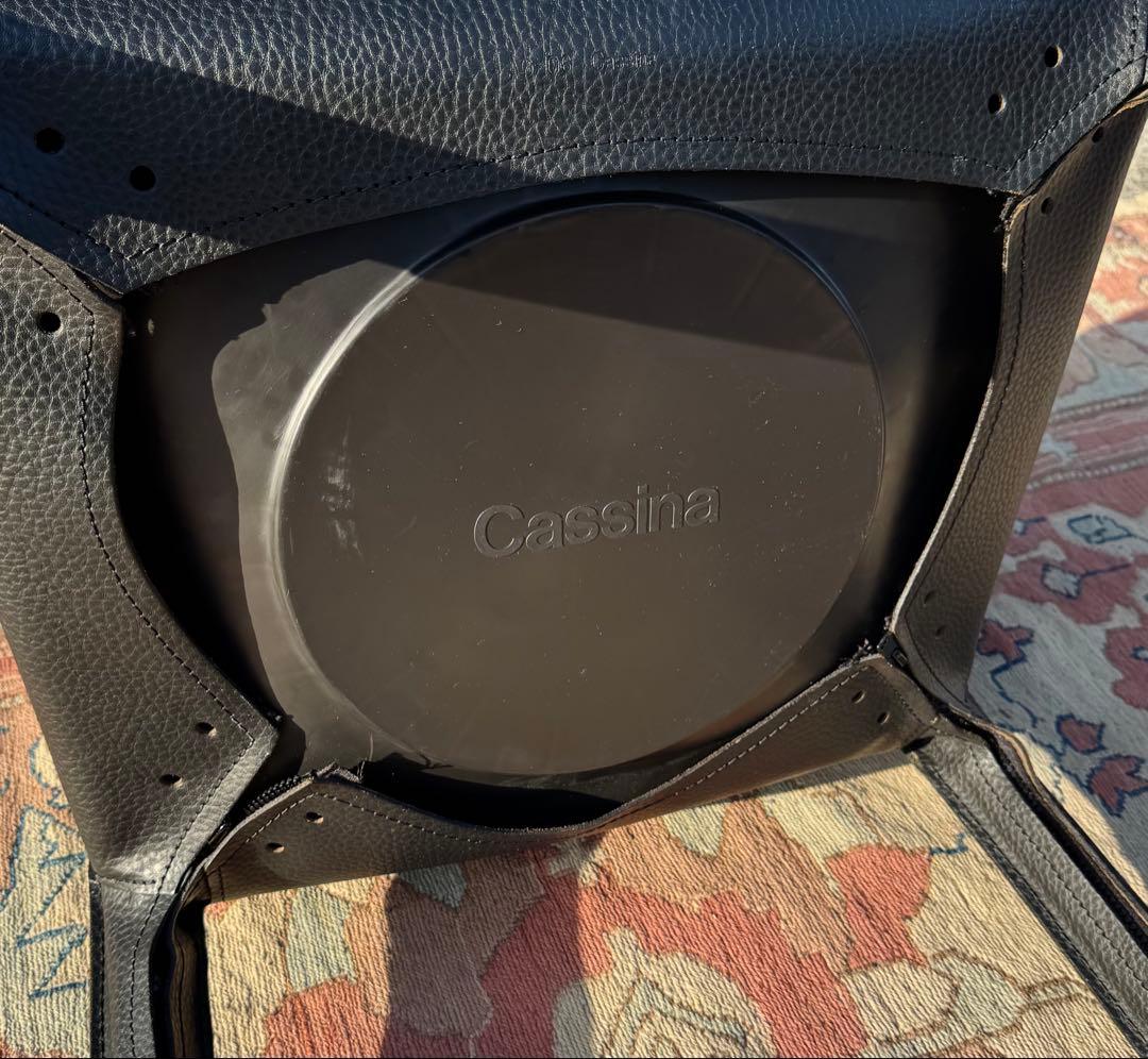 Cassina 413 CAB 黒本革 アームチェア マリオ・ベリーニ