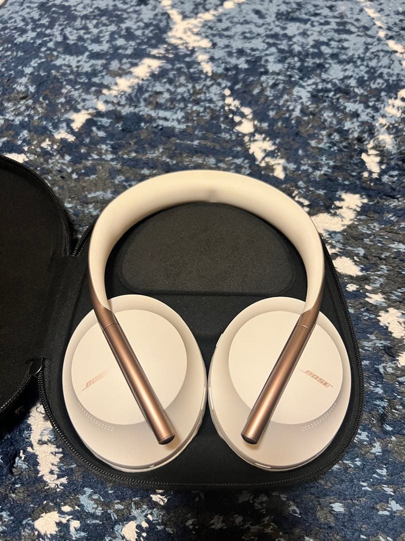 BOSE NC700 ノイズキャンセリングヘッドフォン