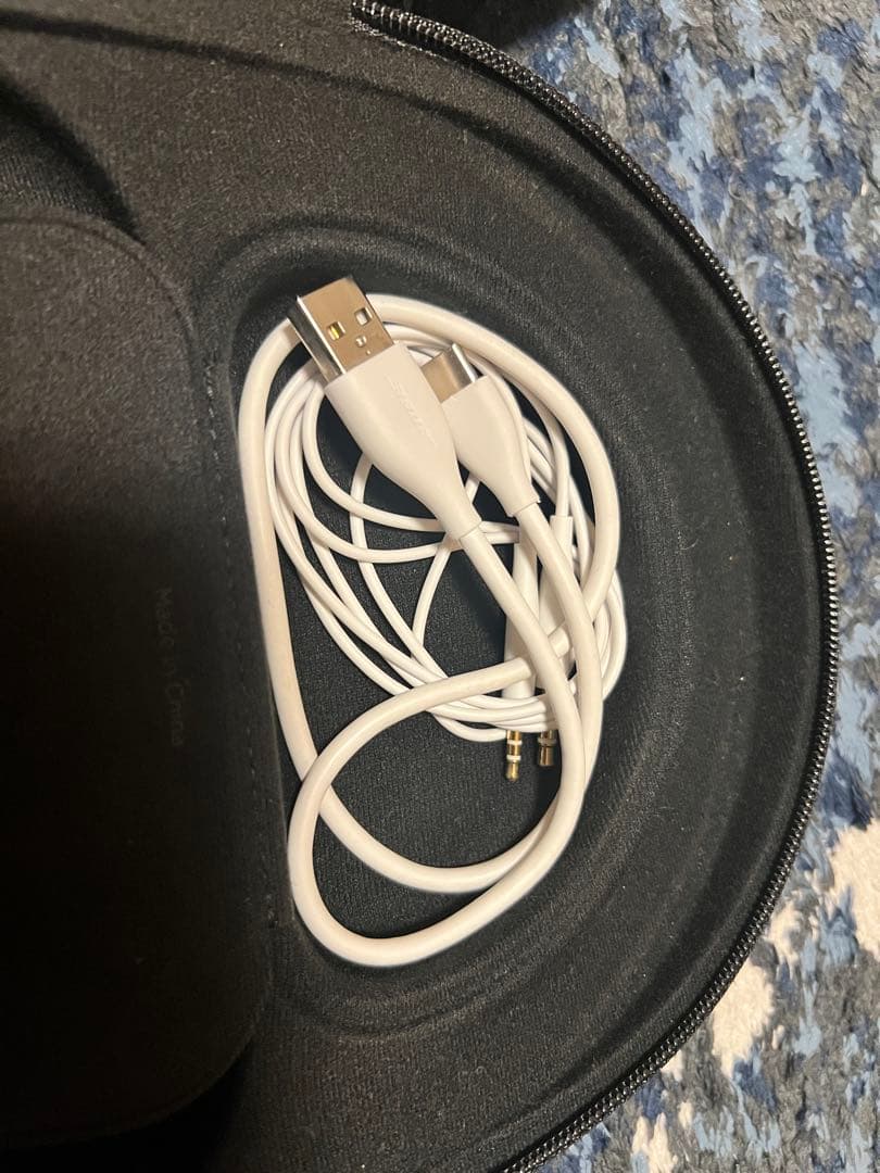 BOSE NC700 ノイズキャンセリングヘッドフォン
