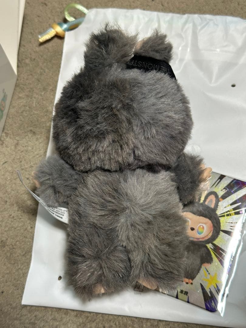 【正規品】ラブブ シークレットLabubu Big into Energy 新品