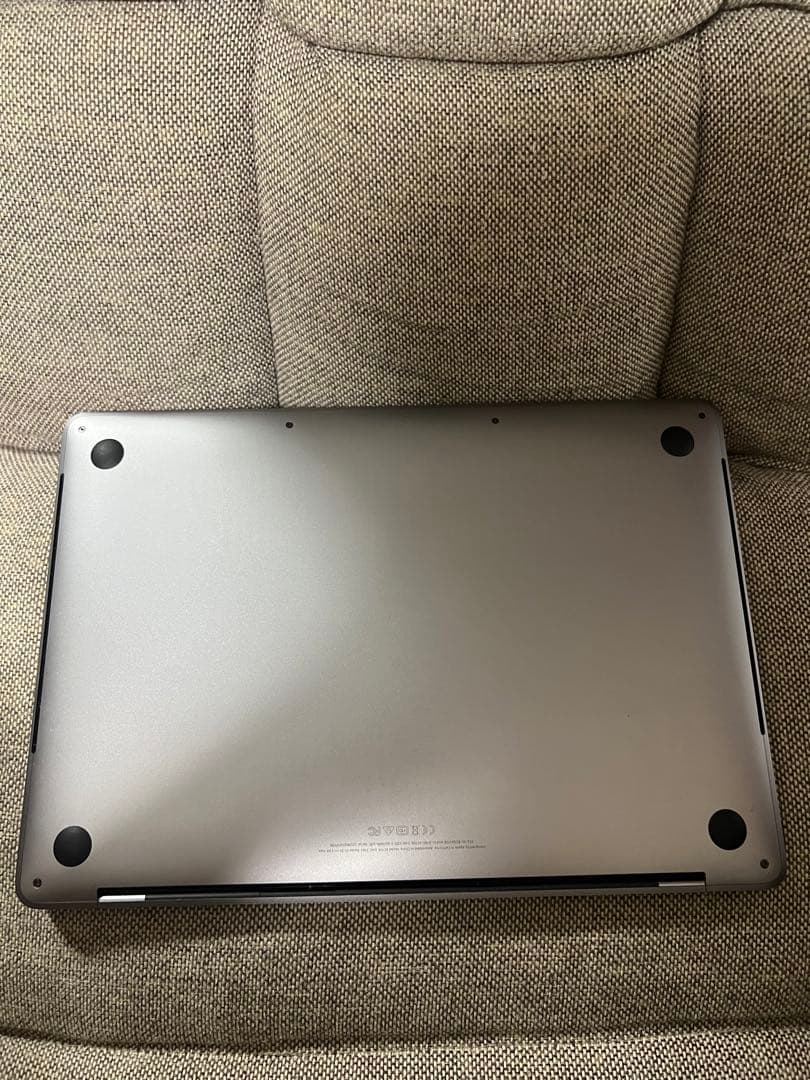 MacBook本体 MacBook pro 2017 16+1T 3.5Ghz-i7