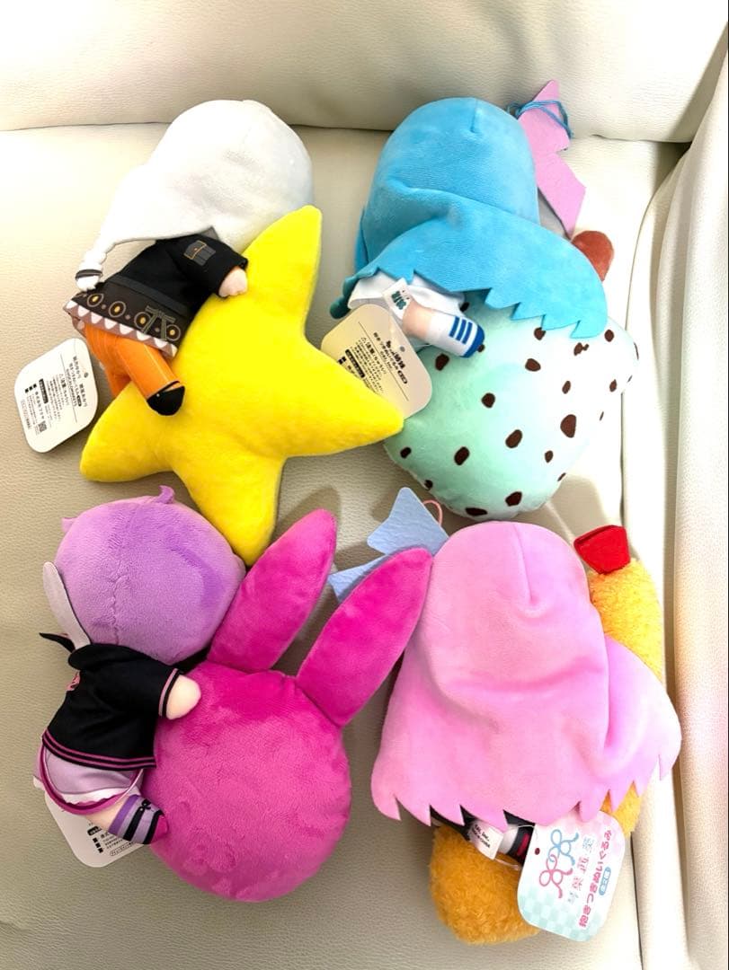 琴葉姉妹　結月ゆかり　あかり　抱きつきぬいぐるみ　4種セット