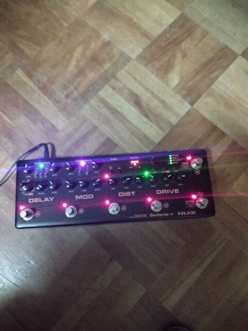 Nux Cerberus ギターエフェクター