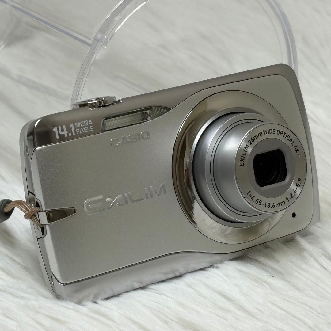 CASIO カメラ　エクシリム　EX-Z550 シルバー コンデジ　動作品