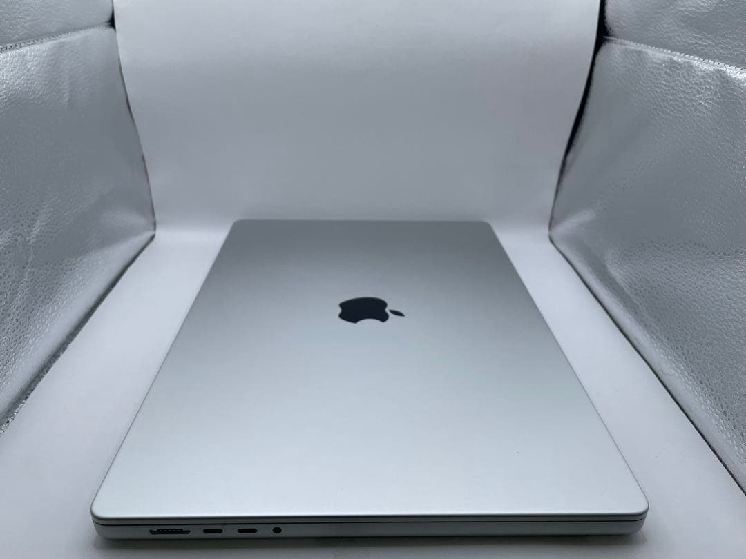 MacBook Pro 16インチM1 Pro / 16GB / 1TB SSD