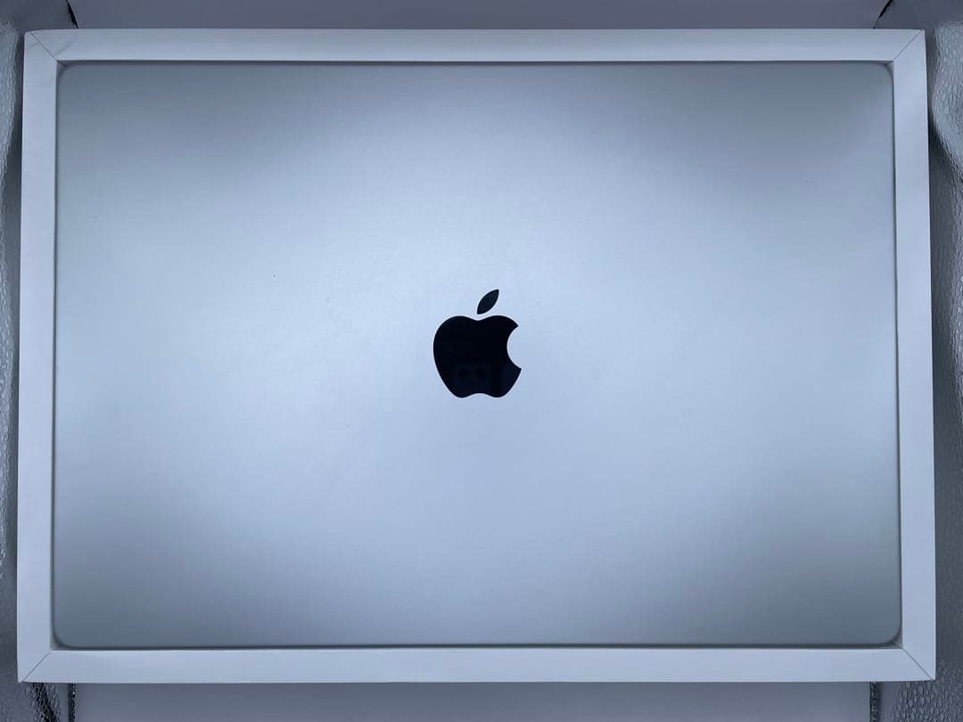 MacBook Pro 16インチM1 Pro / 16GB / 1TB SSD