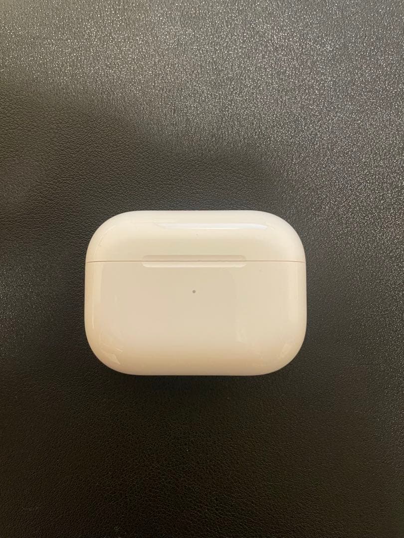 【美品・箱付属完備】AirPods Pro 第1世代 Lightning 清掃済
