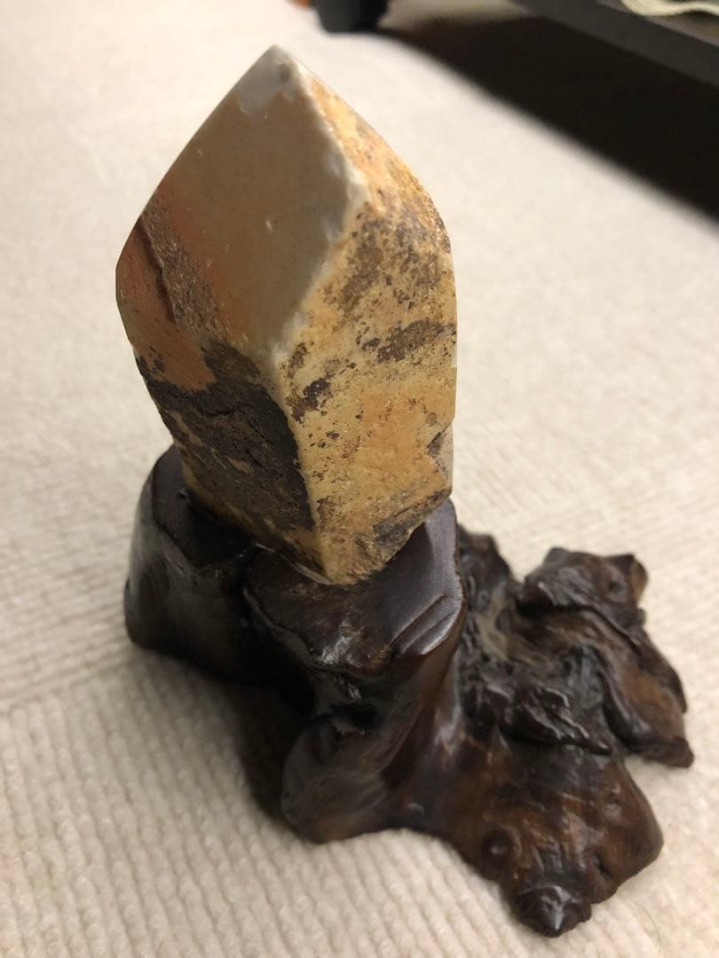 ファントム水晶　台座付き