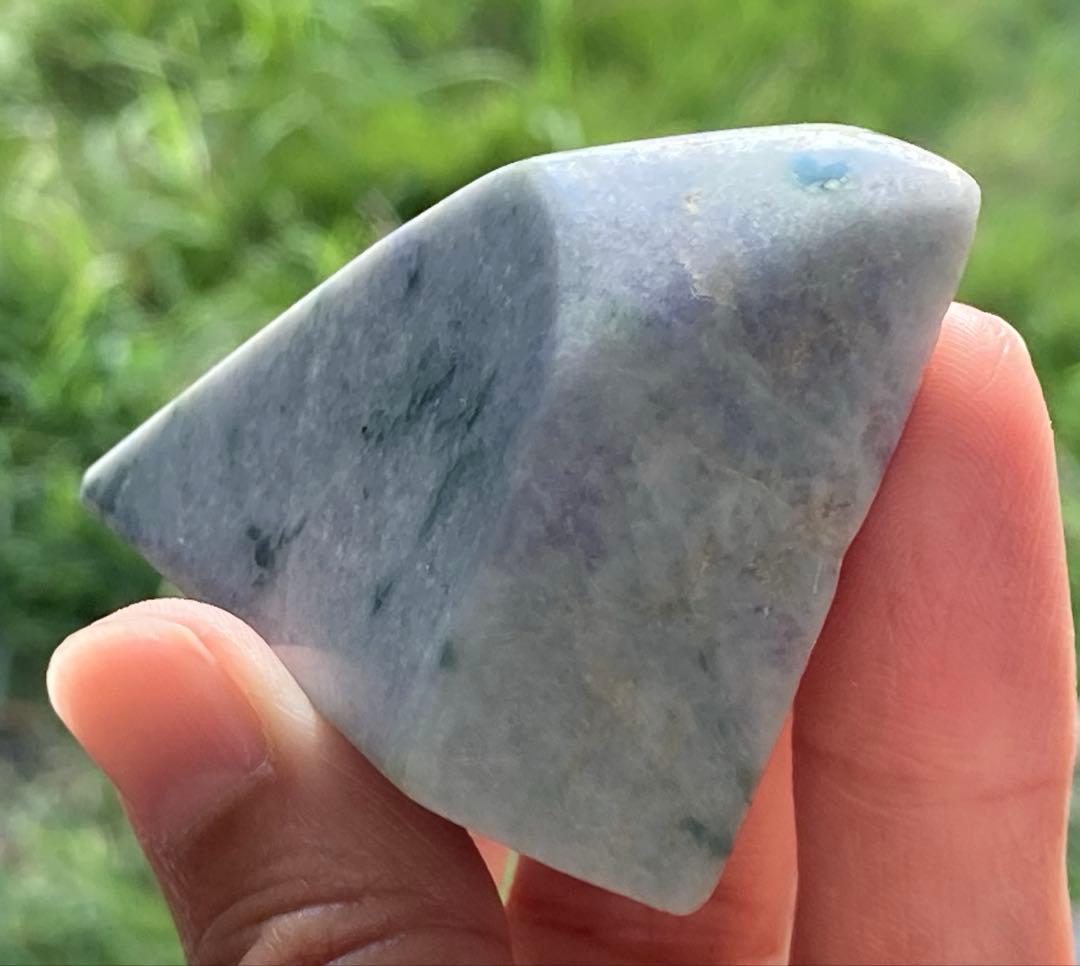 糸魚川翡翠（大きめ）１個