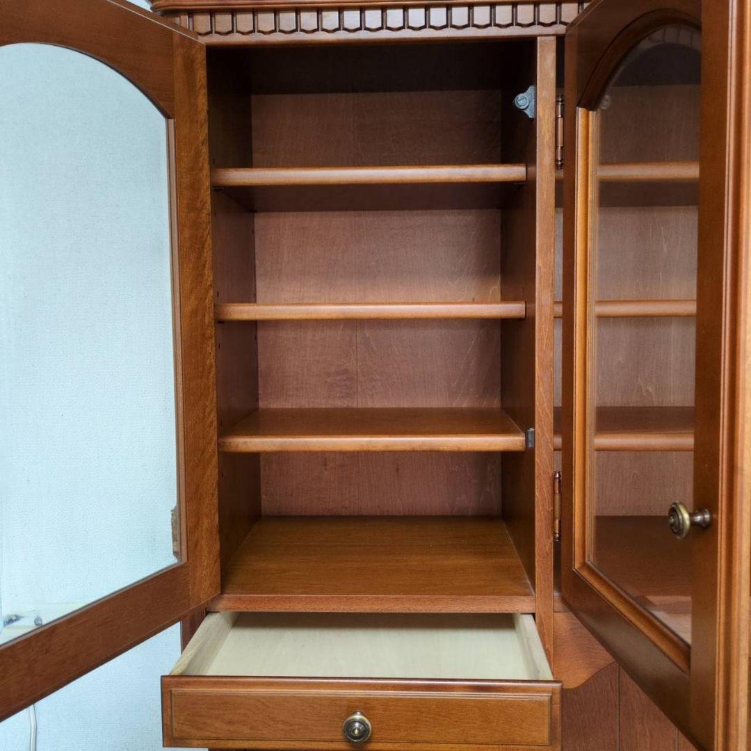 ヨーロッパ調 アンティーク風 木製食器棚 カップボード ダイニングボード