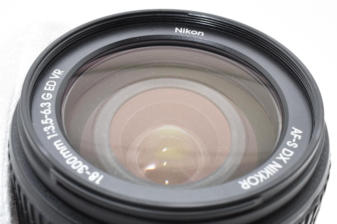 動確済 美品 ニコン Nikon AF-S 18-300 3.5-6.3#672