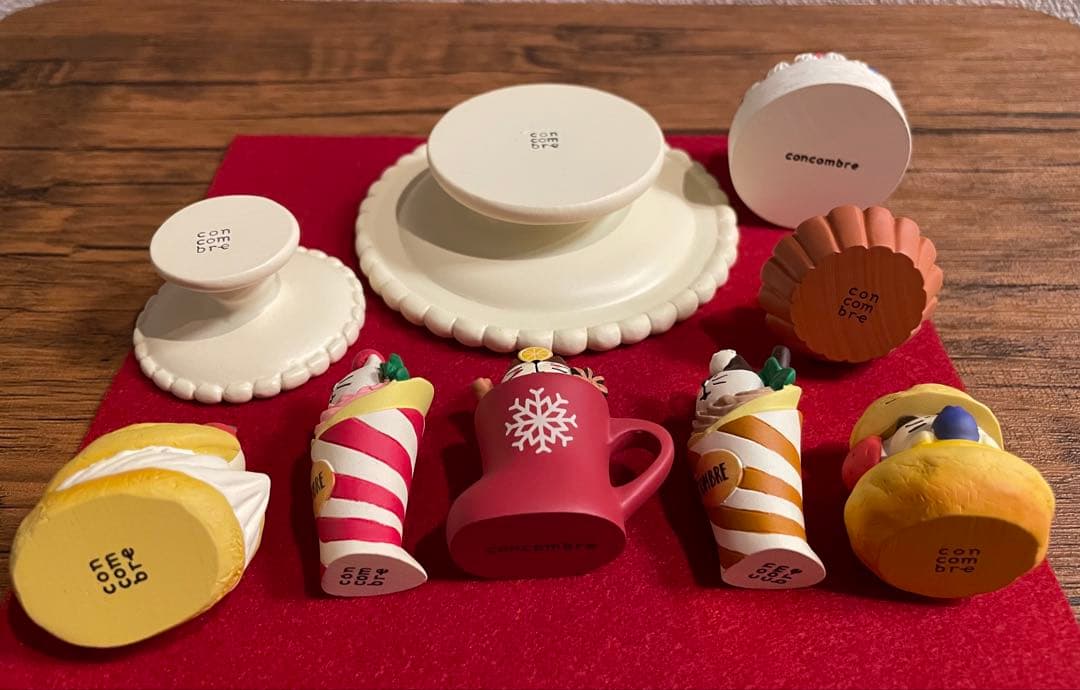 コンコンブル コンポート ケーキ シュー クレープ ワイン 猫 クリスマス