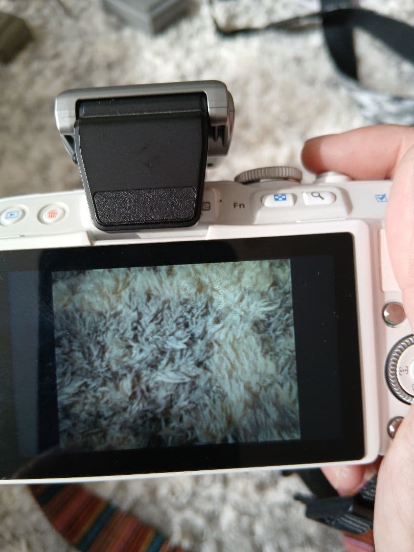 OLYMPUS ミラーレス一眼カメラ E-PL6 ホワイト BCL-1580