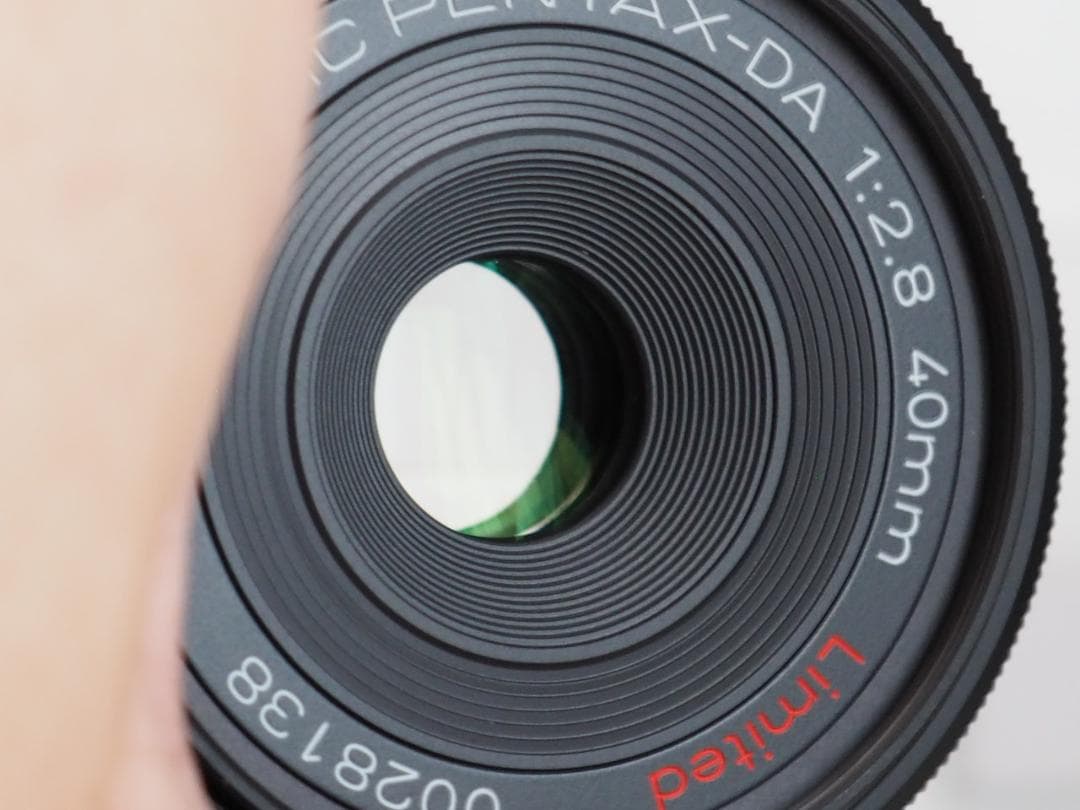 PENTAX K-5iis　バッテリーグリップと単焦点レンズセット