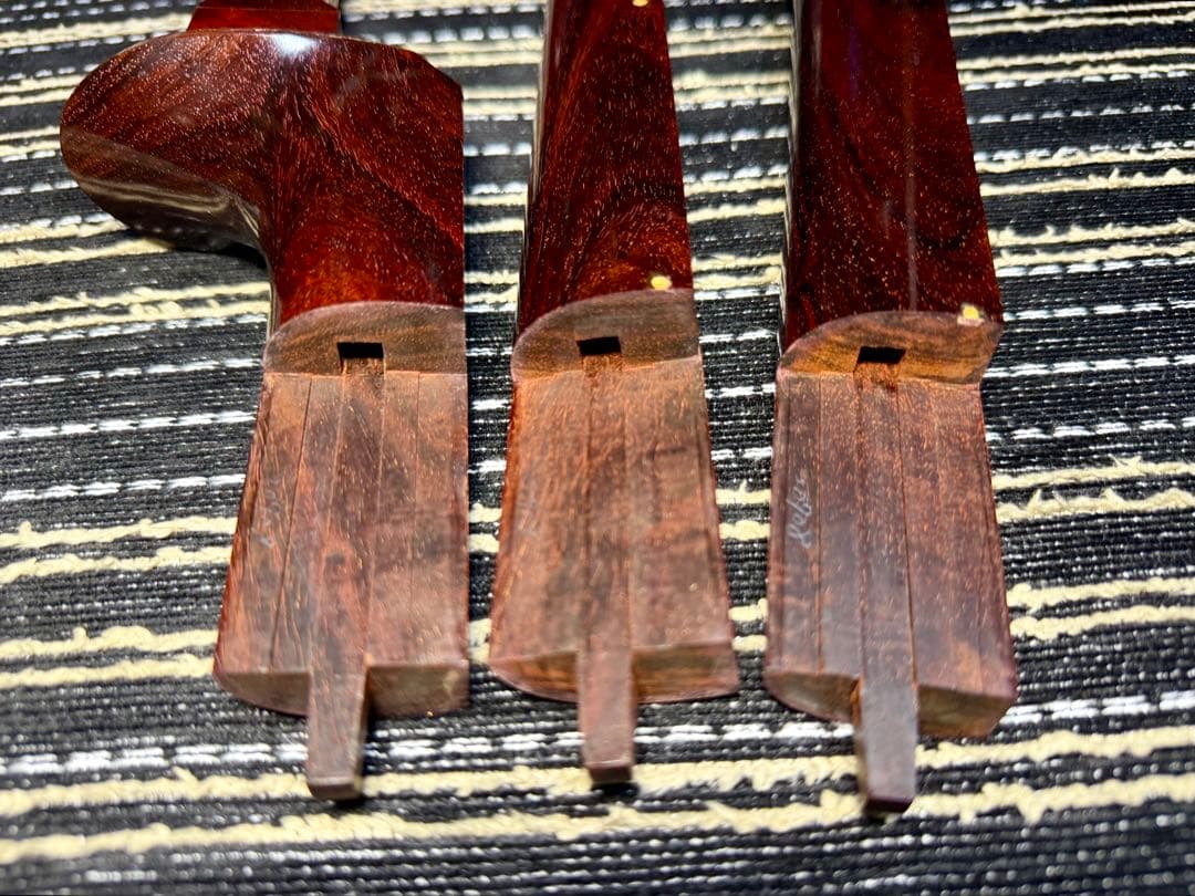 【虎縮杢】特上 津軽三味線 子持綾杉胴 高級青黒檀糸巻 トチ 良品 太棹 三味線