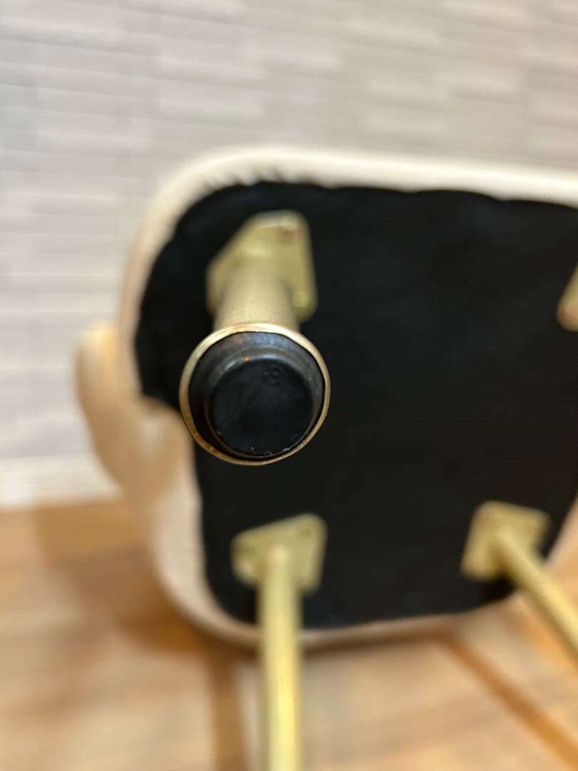 【used】ドレッサー　椅子　リボンクッション付き　チェア　ベージュ
