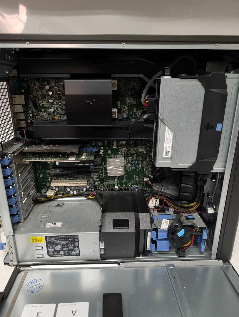 DELL PRECISION T3610 パソコン　3.7GHz win10