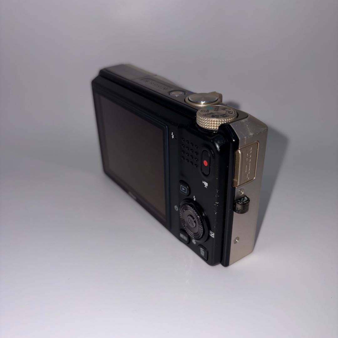【動作品】Nikon COOLPIX S9100 Gold コンデジ ニコン