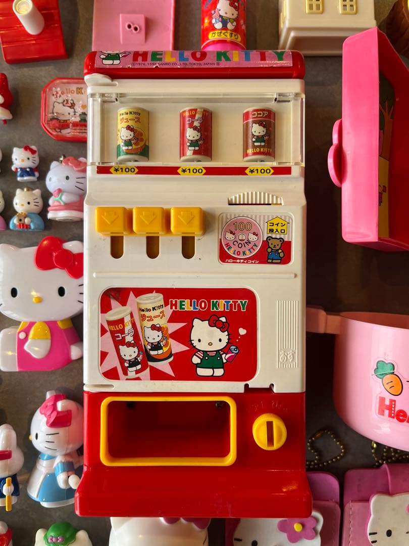 B*☆様 ハローキティー　グッズまとめ売り　平成レトロ　当時物　キーホルダー　お