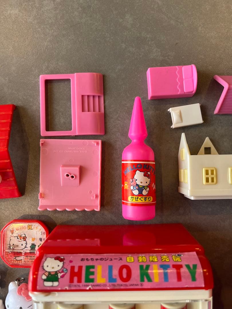 B*☆様 ハローキティー　グッズまとめ売り　平成レトロ　当時物　キーホルダー　お
