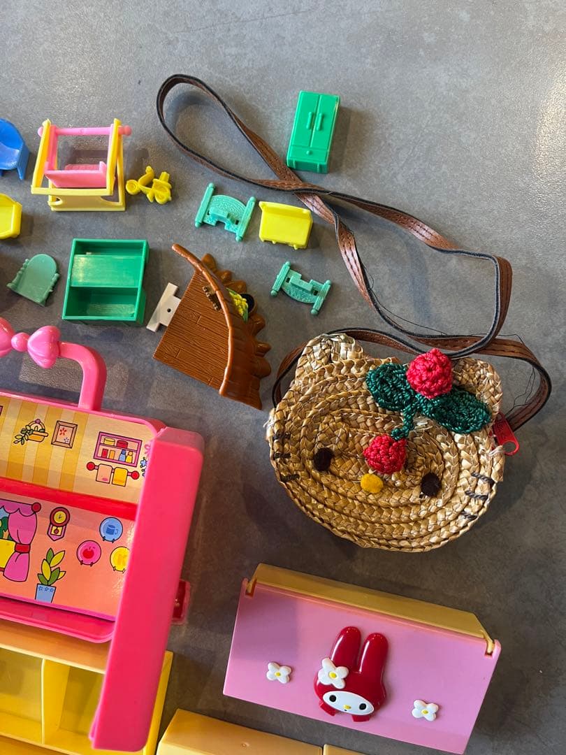 B*☆様 ハローキティー　グッズまとめ売り　平成レトロ　当時物　キーホルダー　お