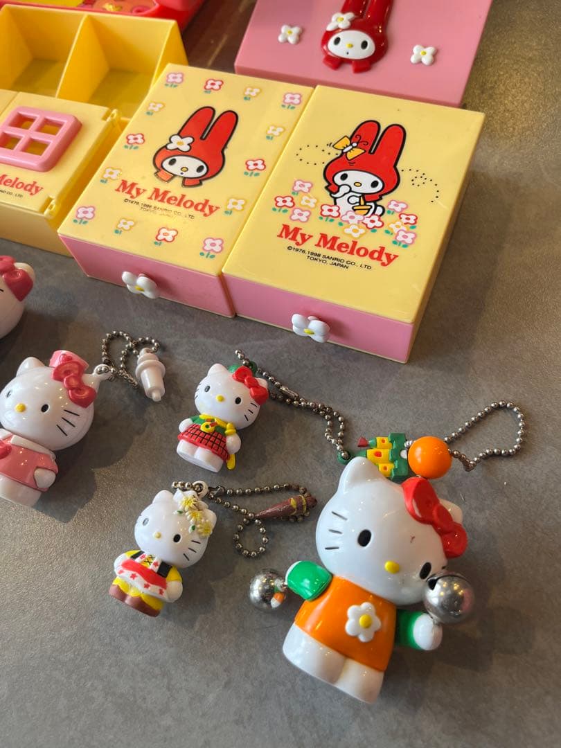 B*☆様 ハローキティー　グッズまとめ売り　平成レトロ　当時物　キーホルダー　お